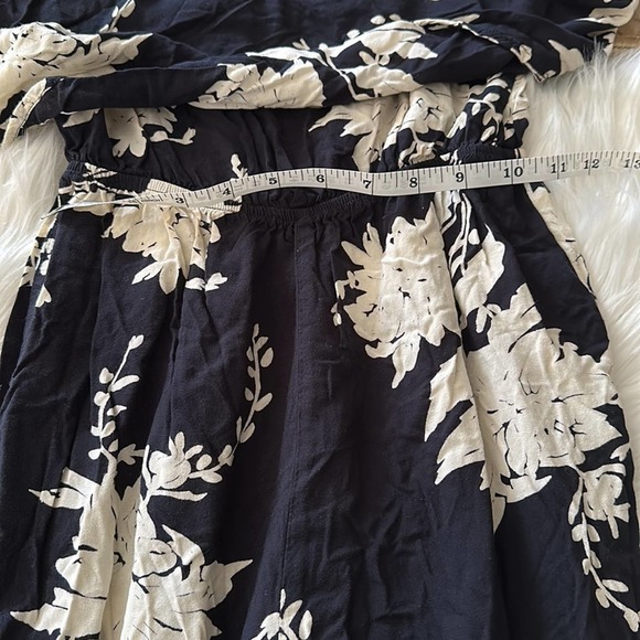Want and Need | Floral Summer Jumpsuit Size XS - Picture 11 of 12